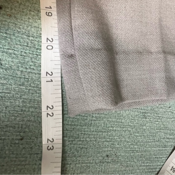 Talbot Hampshire Cropped Pant in Grey size 10P - Picture 7 of 12
